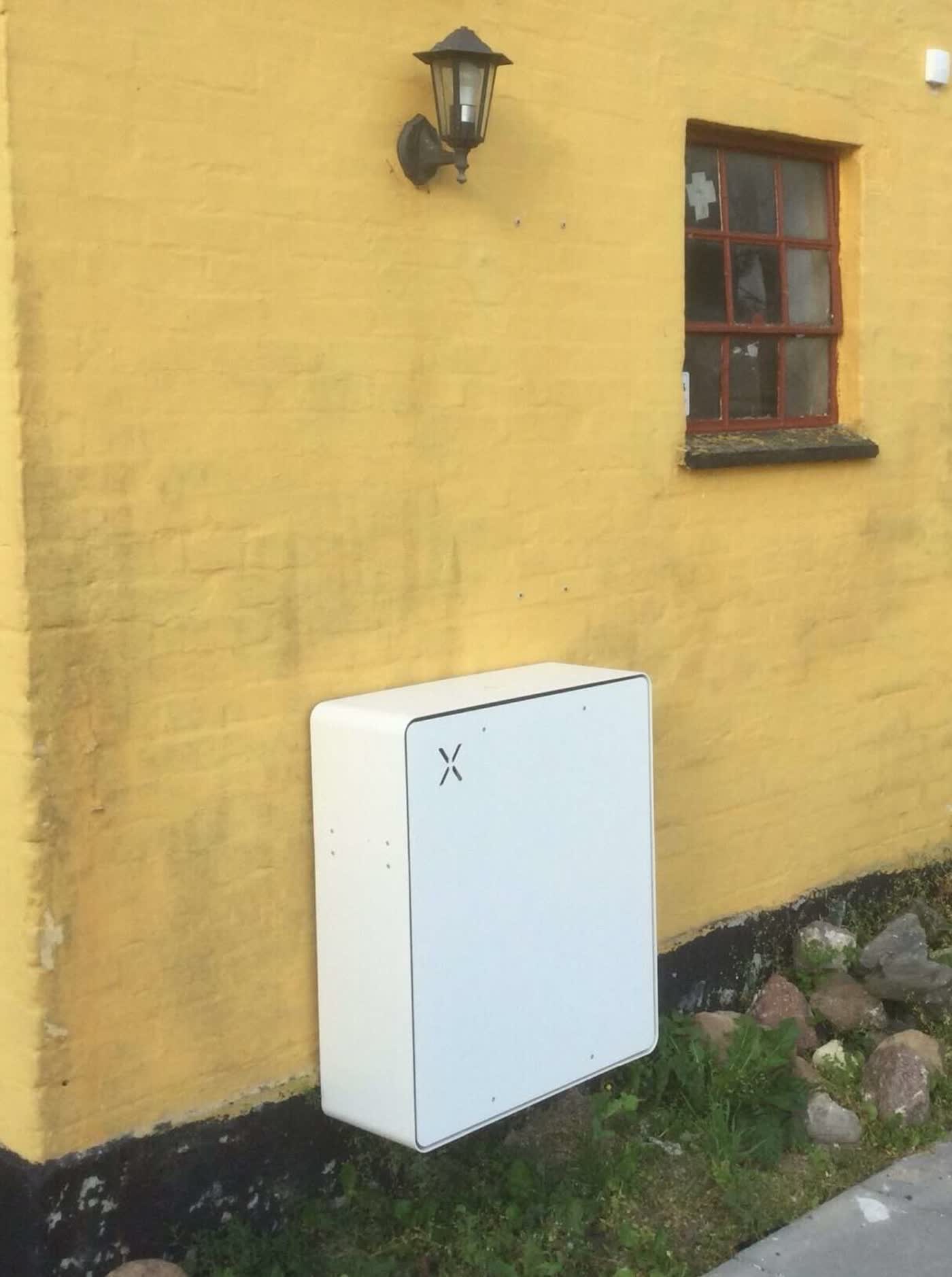 Levering af solcelleanlæg med Xolta batterilager.