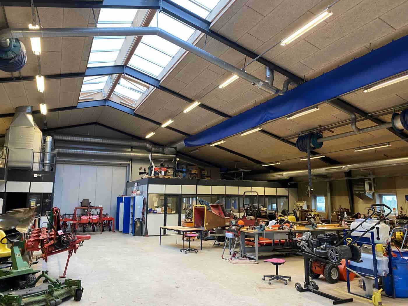 LED-Armaturer på Roskilde Tekniske Skole